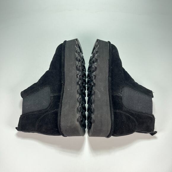 Bearpaw Retro Drew Platform Chelsea Boots Black Suede Ankle Boots Women's Size 6 - Picture 7 of 10